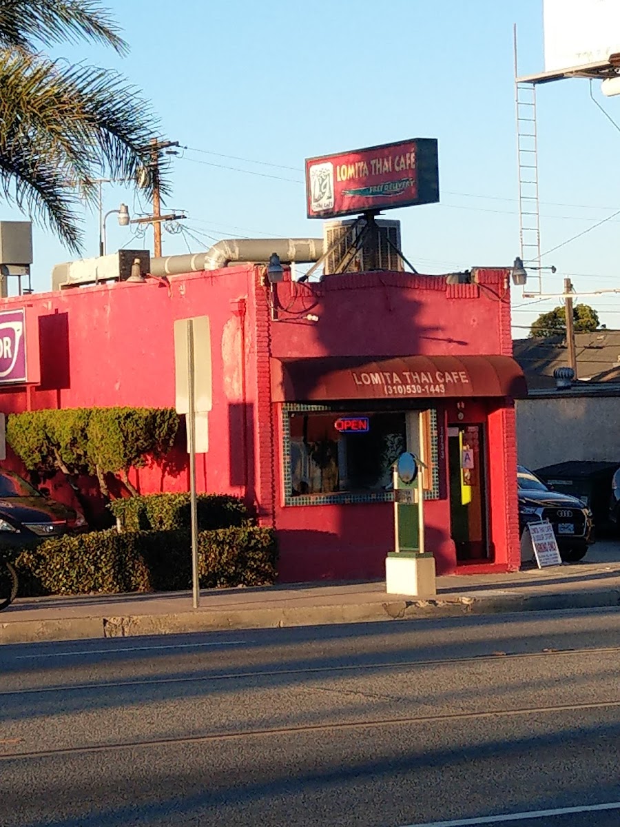 Lomita Thai Cafe